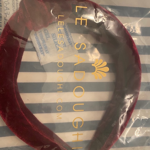 Red velvet Lele Sadoughi headband - Picture 3 of 3